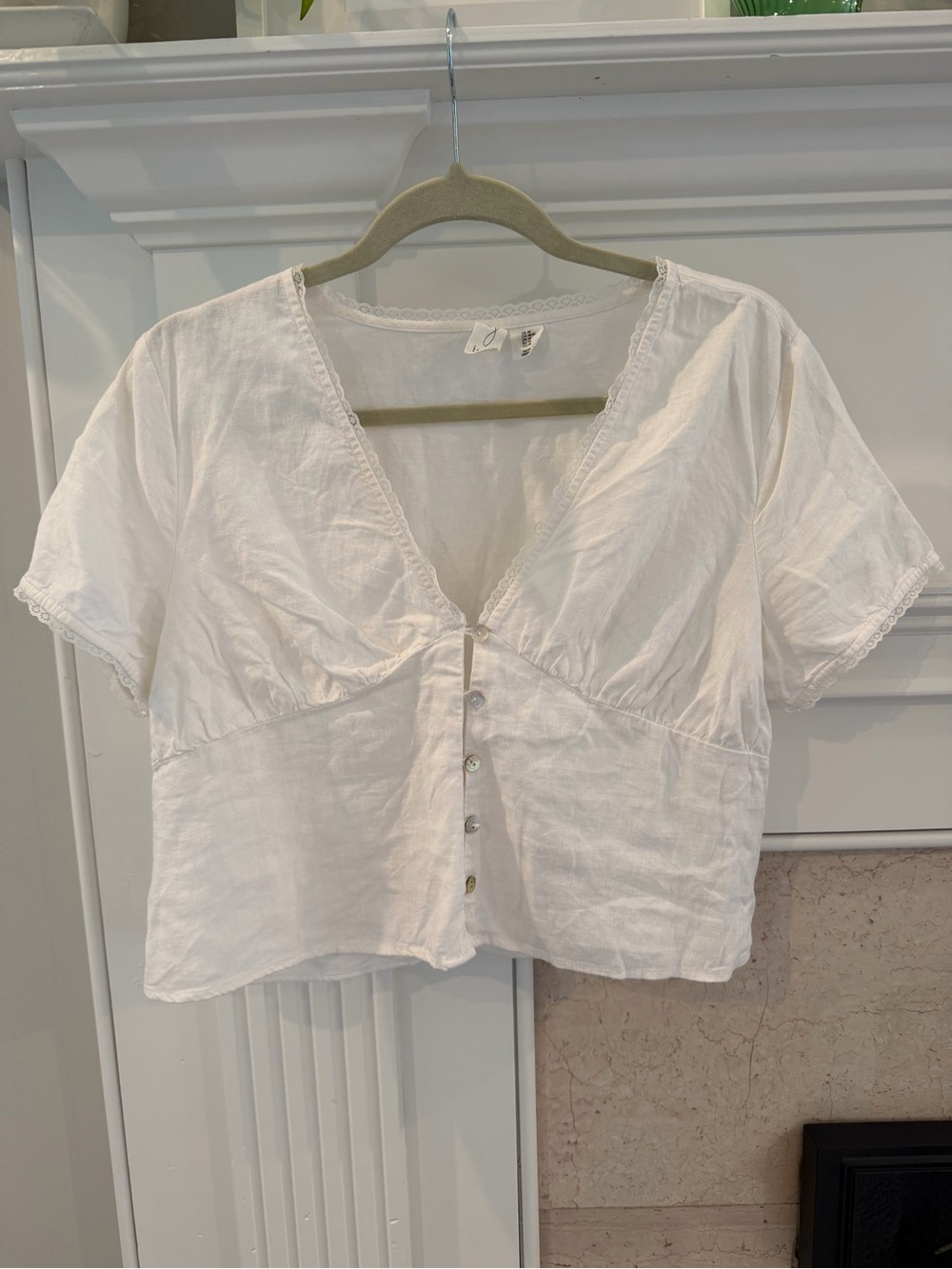 Joie Cream Short-Sleeve V-Neck Button-Up Blouse